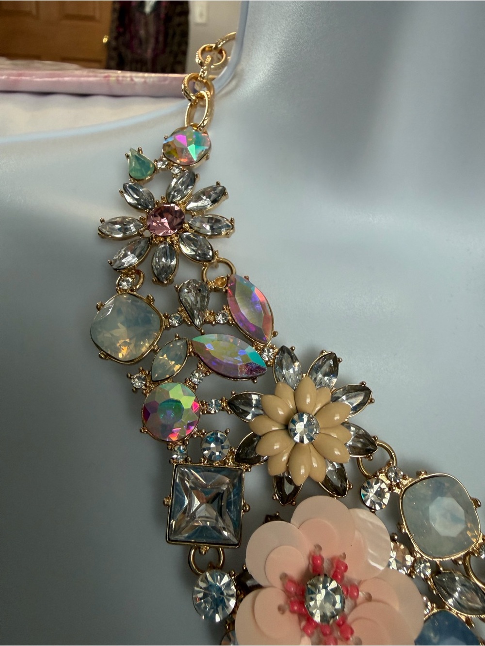NWOT Aratta Floral  Statement Necklace with Iridescent and Pink Accents - Picture 3 of 16
